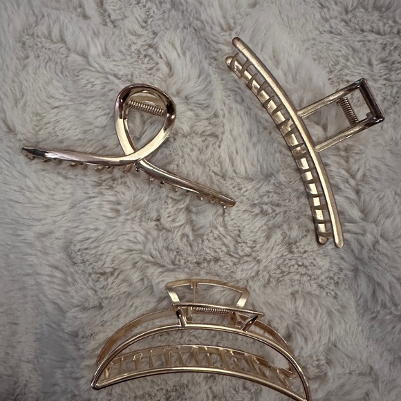 Hair Clips - Picture 2 of 2